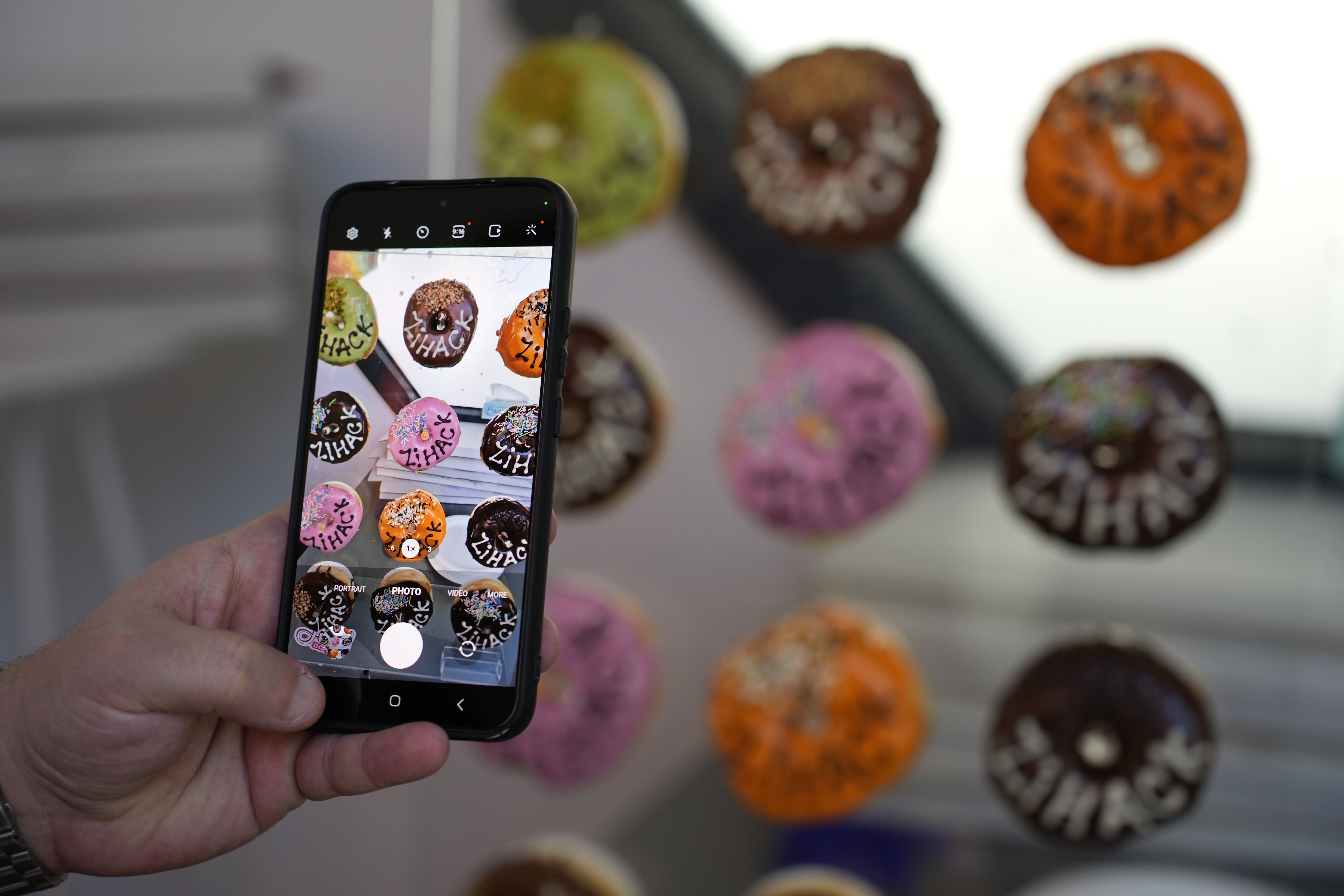 zitec-zihack-donuts
